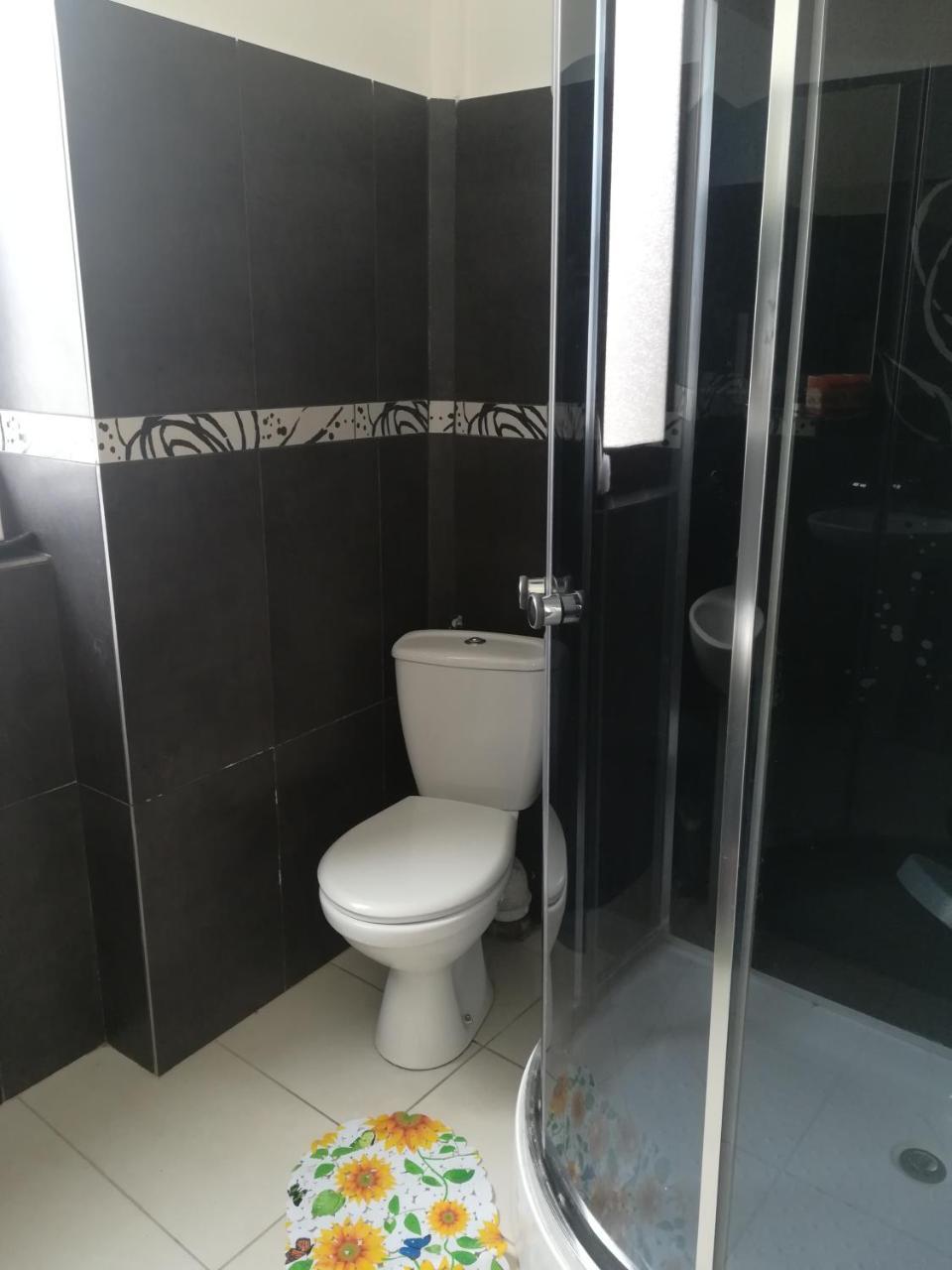 Apartmani La Grande Motte Vrdnik Esterno foto